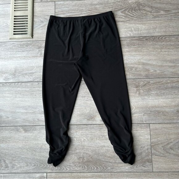 Joseph Ribkoff Ruched Jersey Stretchy Capri Pants - Picture 8 of 9